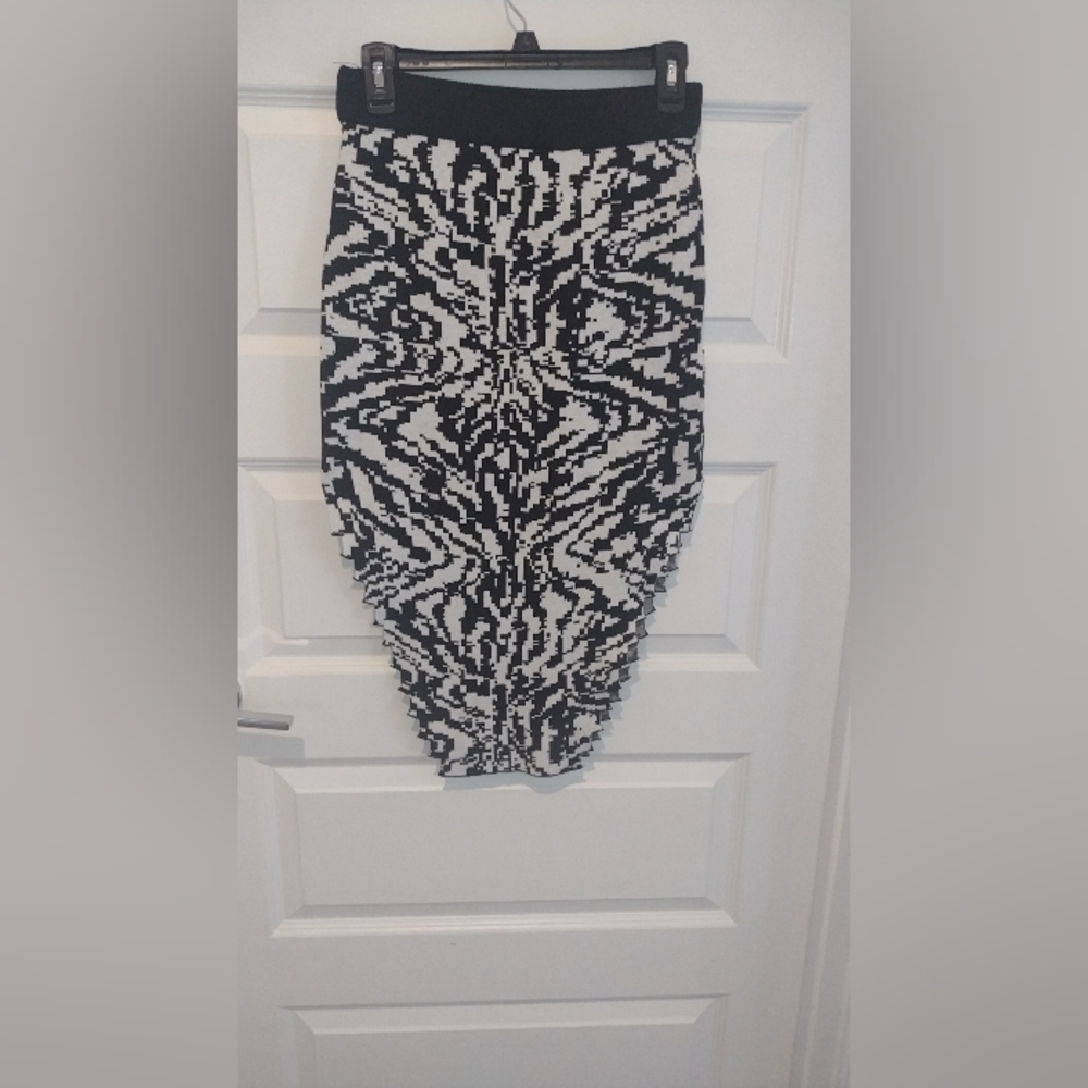 Summer style skirt two split on side
